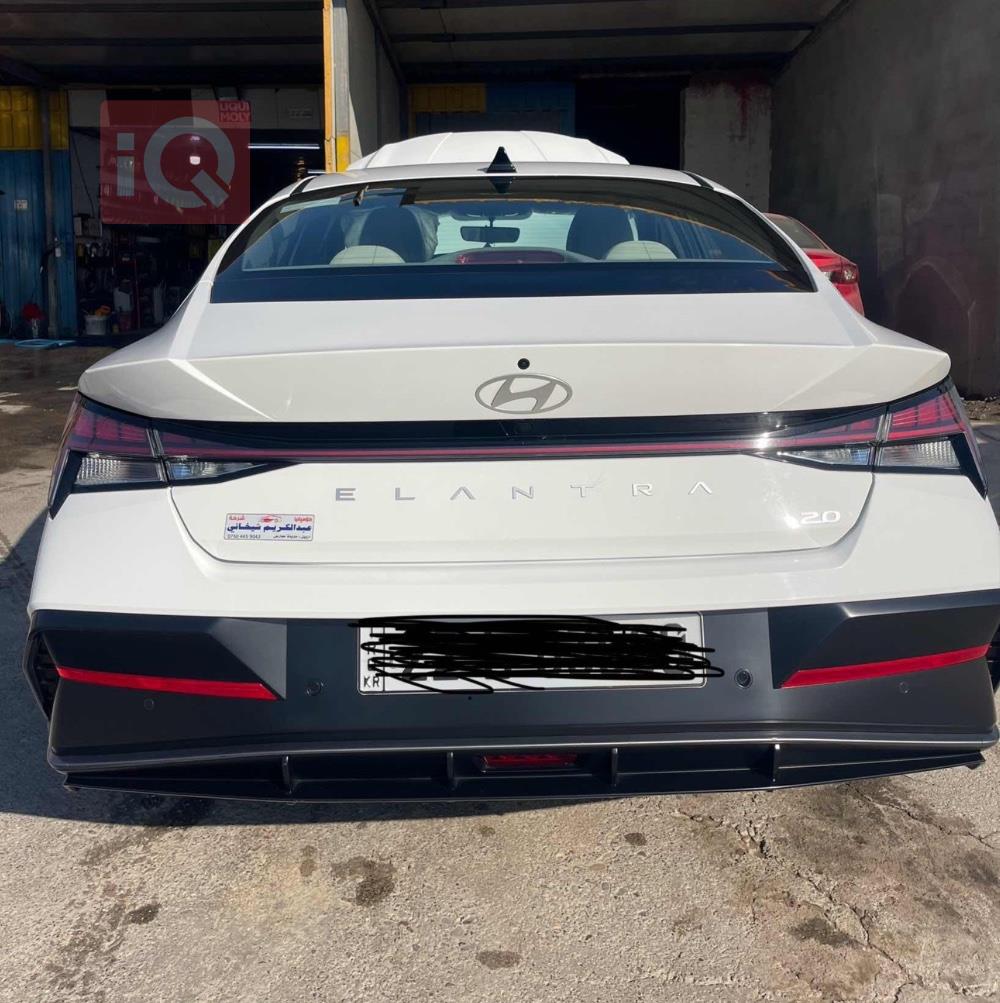 هیوندای ئەلەنترا